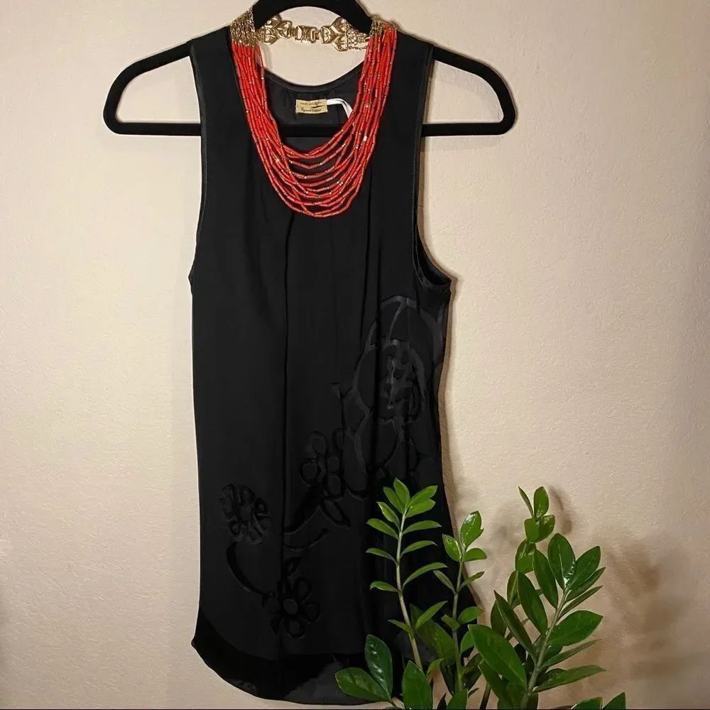 Max Studio NWOT Silk Tank Sz S